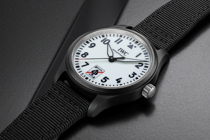 萬國飛行員系列自動腕表41“黑桃A”特別版（圖）